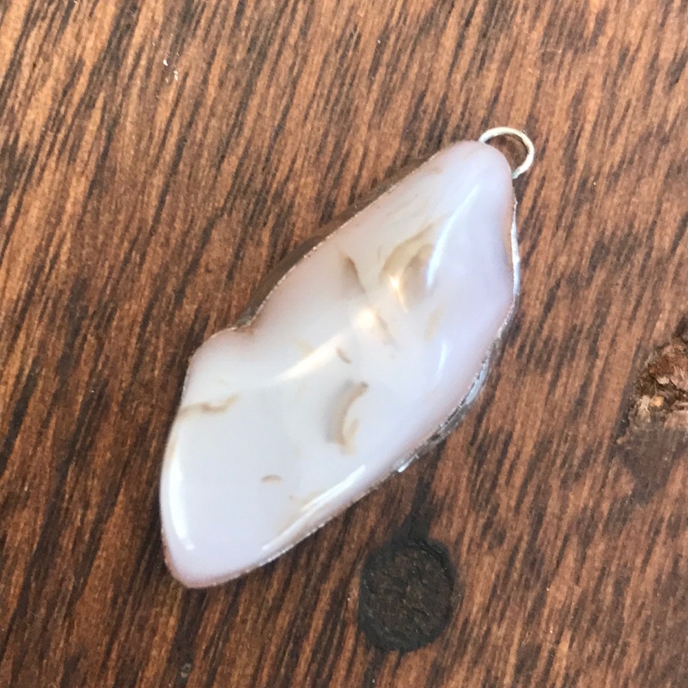 Handmade Montana agate pendant 🌟